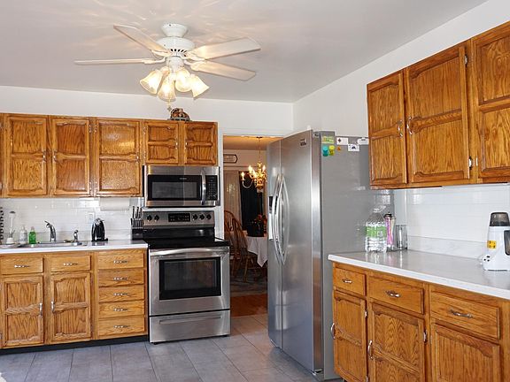 5th image of 100 Old Landing Ct