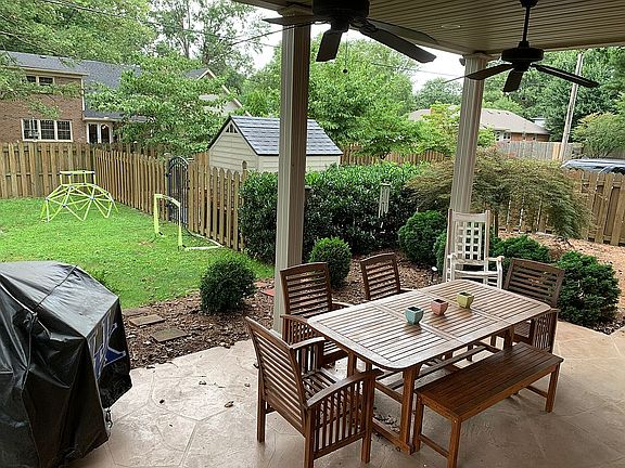 2nd image of 905 Catalina Dr