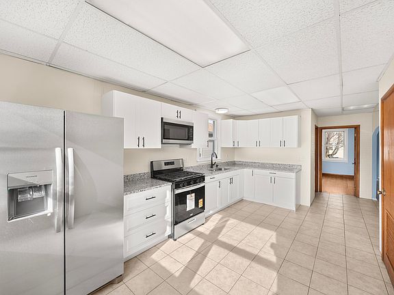3rd image of 1706 N 15th Ave