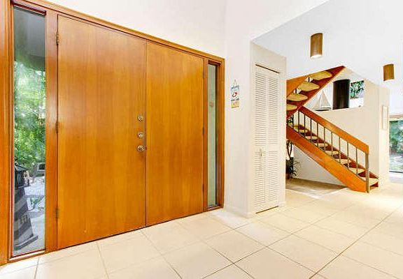 Home For Sale In Lands End