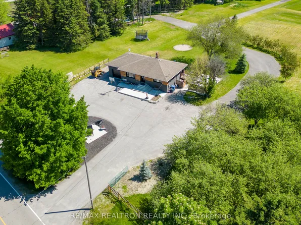 18367 Keele St, King, ON L3Y 4V9