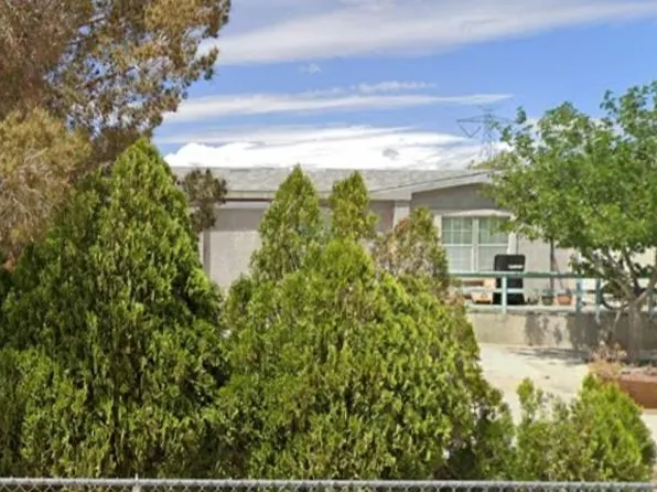 1590 E Red Cloud Dr, Moapa Valley, NV 89025