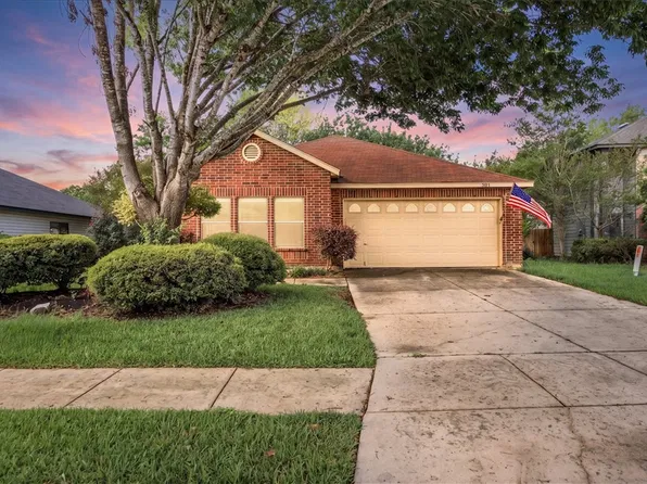 331 Stone Point, New Braunfels, TX 78130