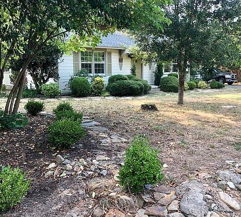 4th image of 1015 Kings Ln