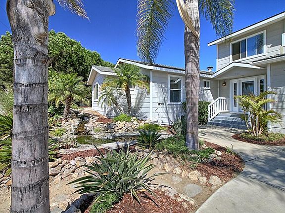 5th image of 400 Loma Dr
