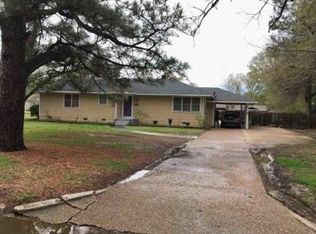 604 S Victoria Ave, Cleveland, MS 38732