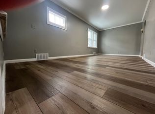 224 70th St, Niagara Falls, NY 14304