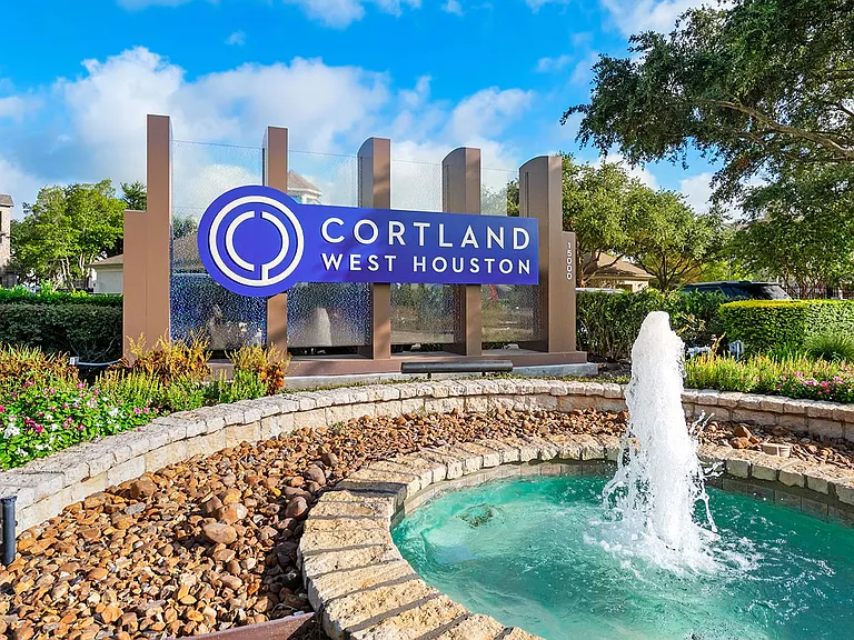 Cortland West Houston — Photo 26
