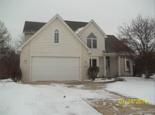 2525 Sandpiper Rd, Lambertville, MI 48144