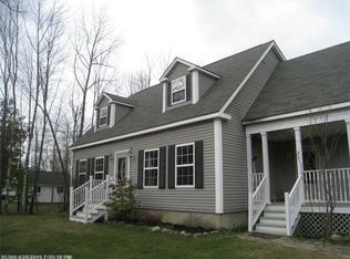21 Chapman Dr, Litchfield, ME 04350
