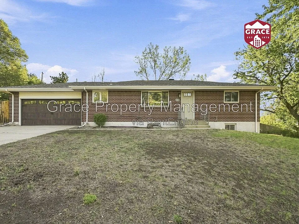 852 S Quail Way