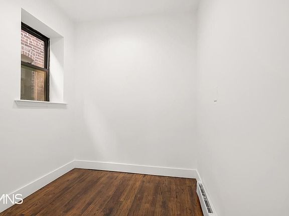 5th image of 328 W 49th St APT 4FE