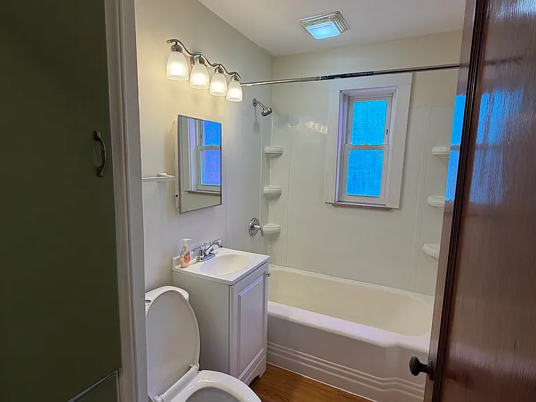 676 Butler Ave — Photo 7