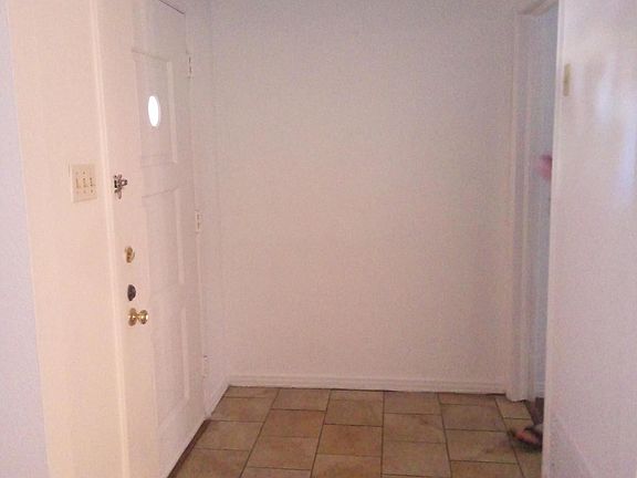 2nd image of 3717 Reid Dr