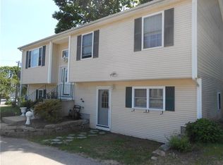 127 W Broad St, Pawcatuck, CT 06379