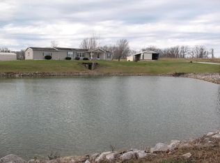 3315 Seed House Rd, Iuka, IL 62849