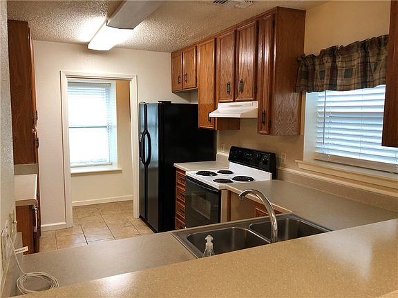 2nd image of 217 Dahlberg Blvd
