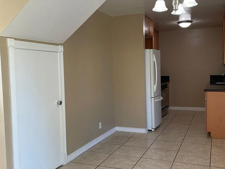 7299 Unicorn Cir — Photo 8