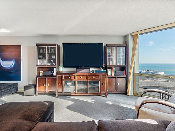 3rd image of 195 N Harbor Dr APT 706