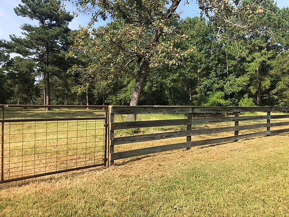 5th image of 25288 Wee Creek Ln