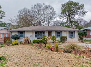 2606 Woodridge Dr, Decatur, GA 30033