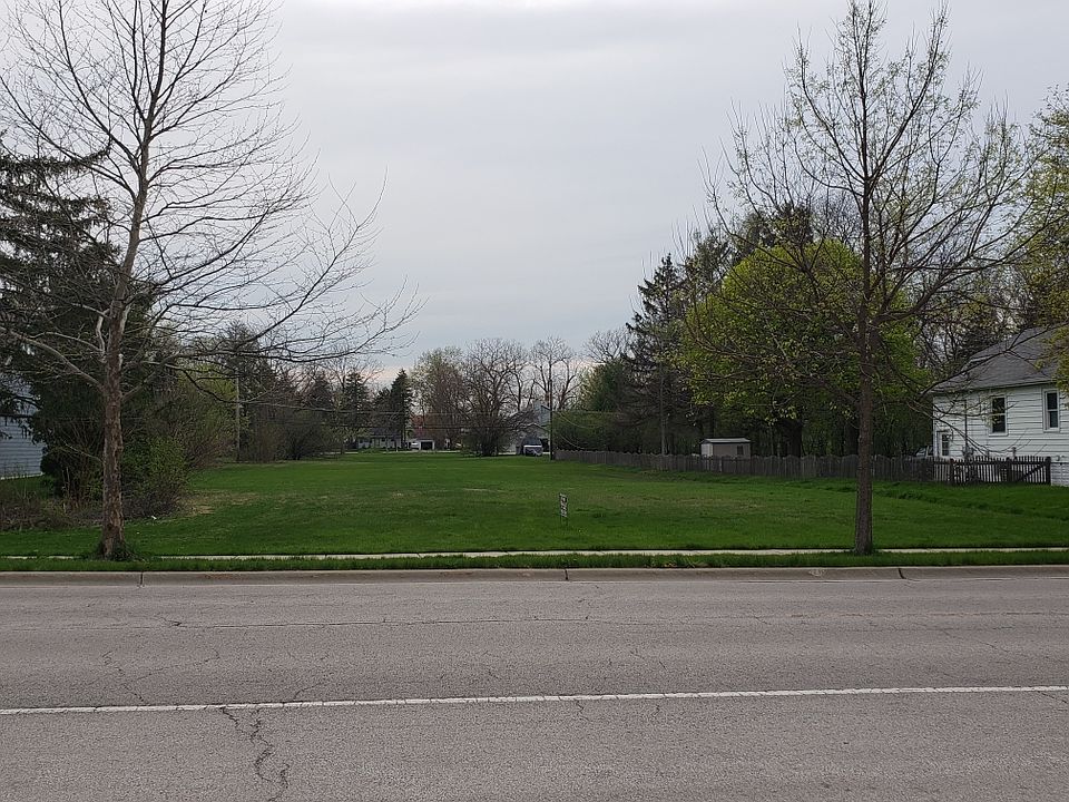 1st image of 412 Blackhawk Dr