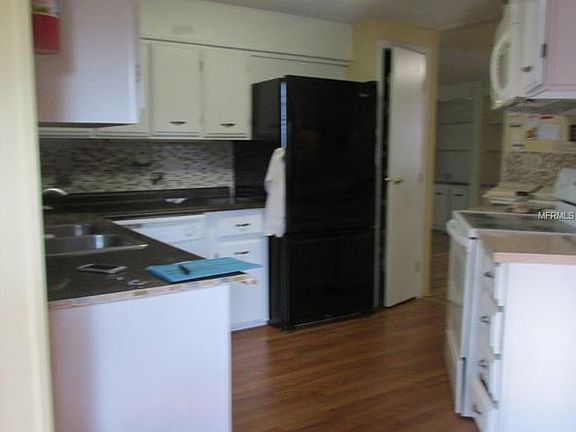 5th image of 1050 Capella Dr