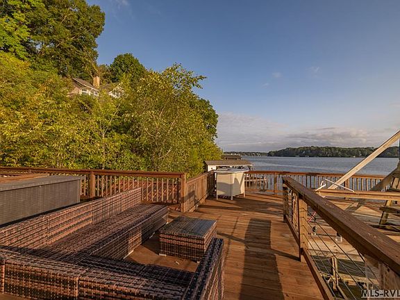 5th image of 71 Lakeview Dr