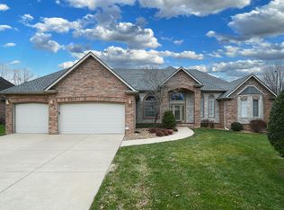 2307 S Cedar Dr, Springfield, MO 65809