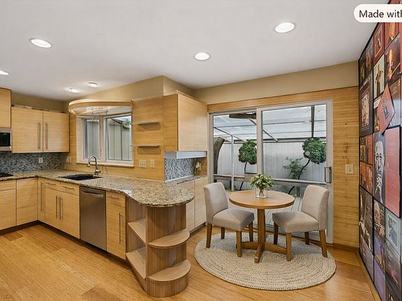 5th image of 1511 Black Oaks Pl N