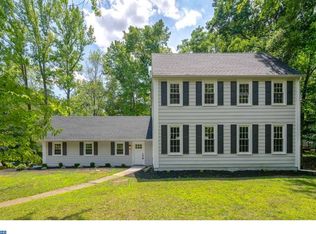 8 Pendleton Dr, Cherry Hill, NJ 08003