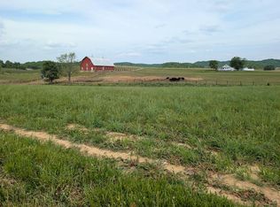 13 Rivertown Rd, Burkesville, KY 42717