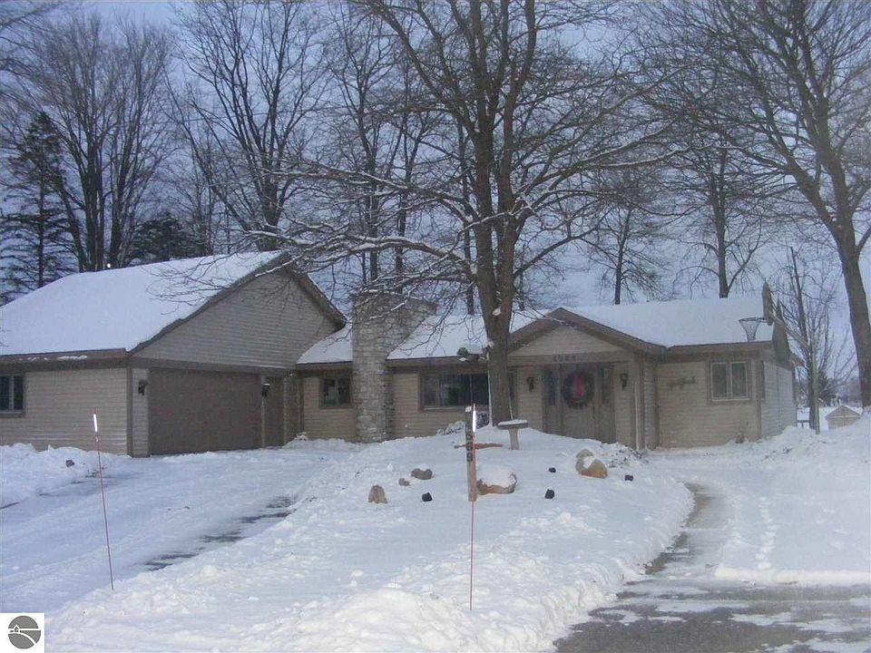 1st image of 4569 W Lake Mitchell Dr