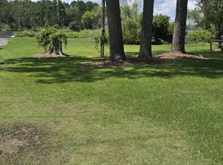 1319 Makelyville Rd, Scranton, NC 27875