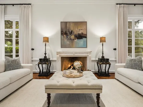 20 Sunset Blvd, Houston, TX 77005