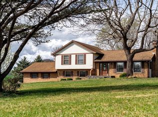 456 Eckert Cir, Harrisonburg, VA 22801