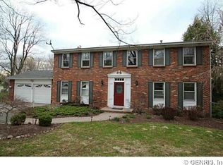 326 Garnsey Rd, Pittsford, NY 14534