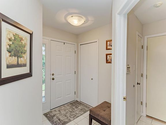 4th image of 8646 Pearson Dr