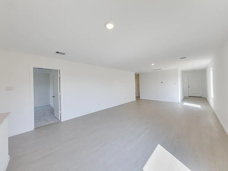 18216 Pontecorvo Ln — Photo 5