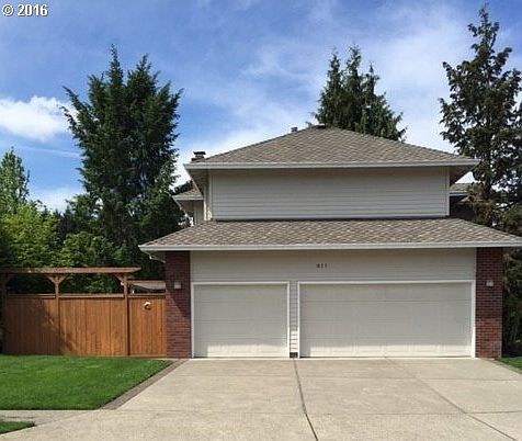 2nd image of 811 Nicole Ct