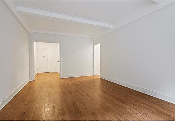 4th image of 215 W 78th St APT 1C