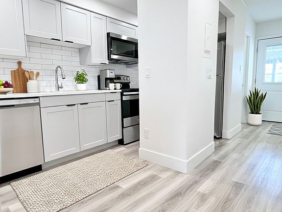 4th image of 3212 N 70th St #1024