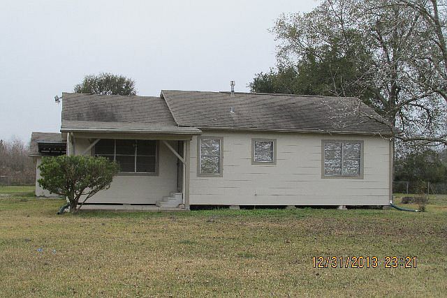 1st image of 380 Osborne Dr