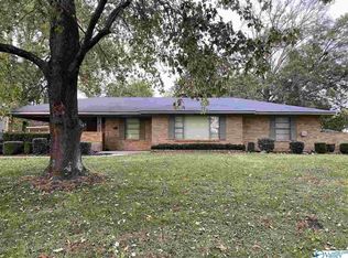 2200 Windover Dr NE, Huntsville, AL 35811