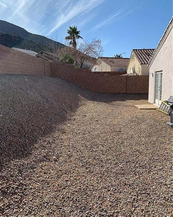 2nd image of 206 Nautical St