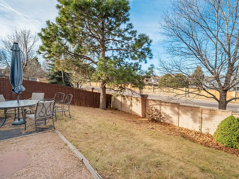 6244 Gemfield Dr — Photo 46