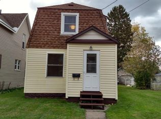809 Minneapolis St, Sault Sainte Marie, MI 49783