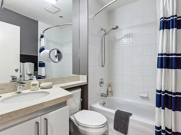 1 bed, 851 sqft, $2,950 — Photo 2