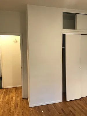 Rented by Bond New York | media 8