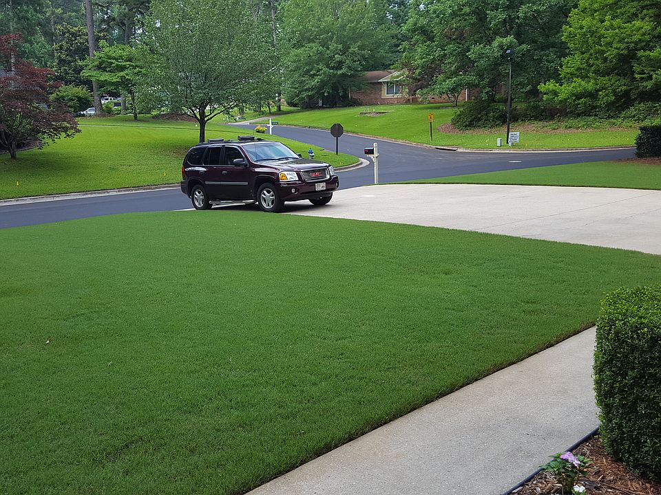 2nd image of 227 Cedar Dr